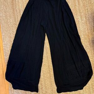 Women's Black Wide-Leg Pants